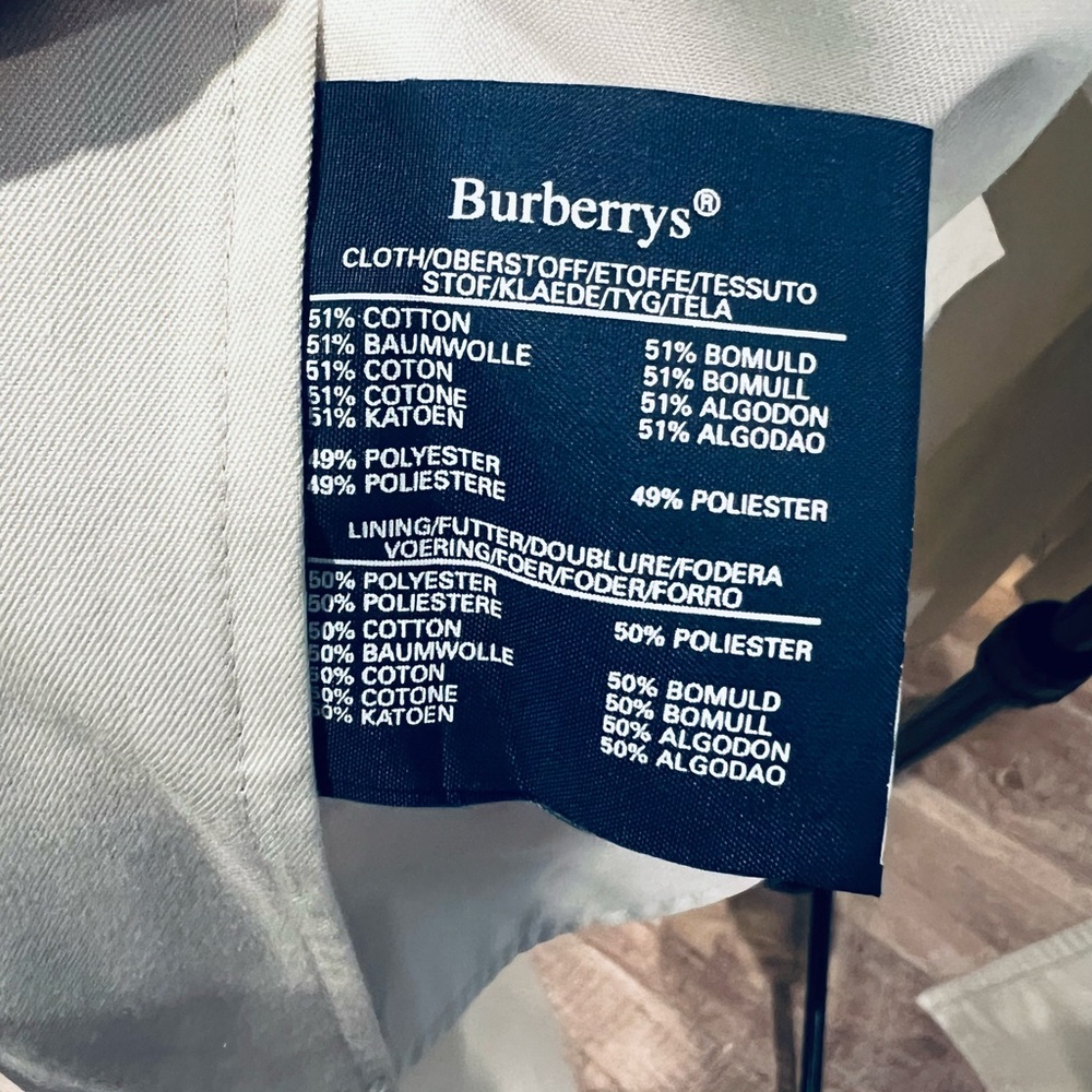 Vintage Burberry Trench Coat, 4 Extra-Long - Picture 11 of 16